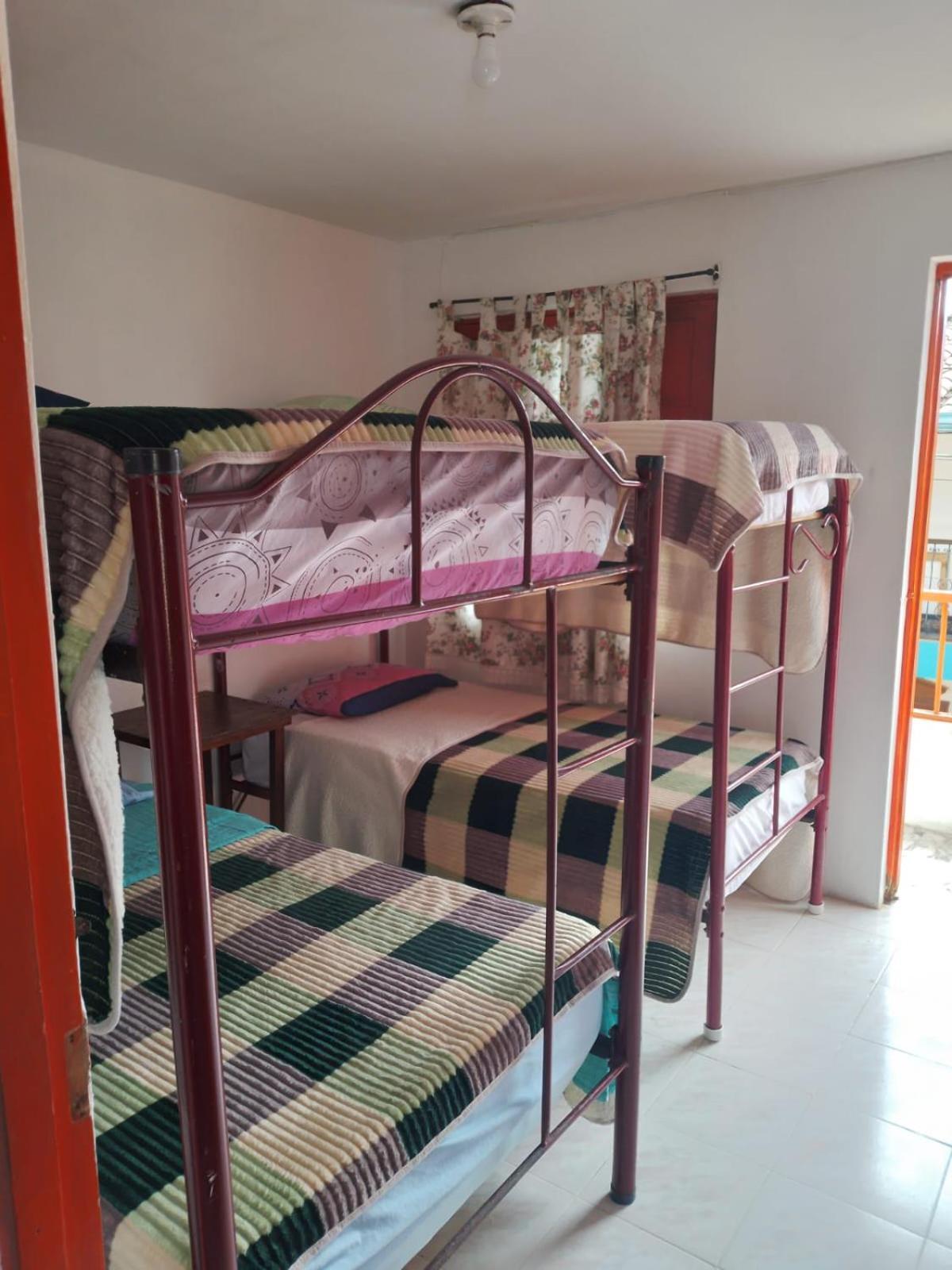 Casa De La Abuela Hostel Jardin Luaran gambar